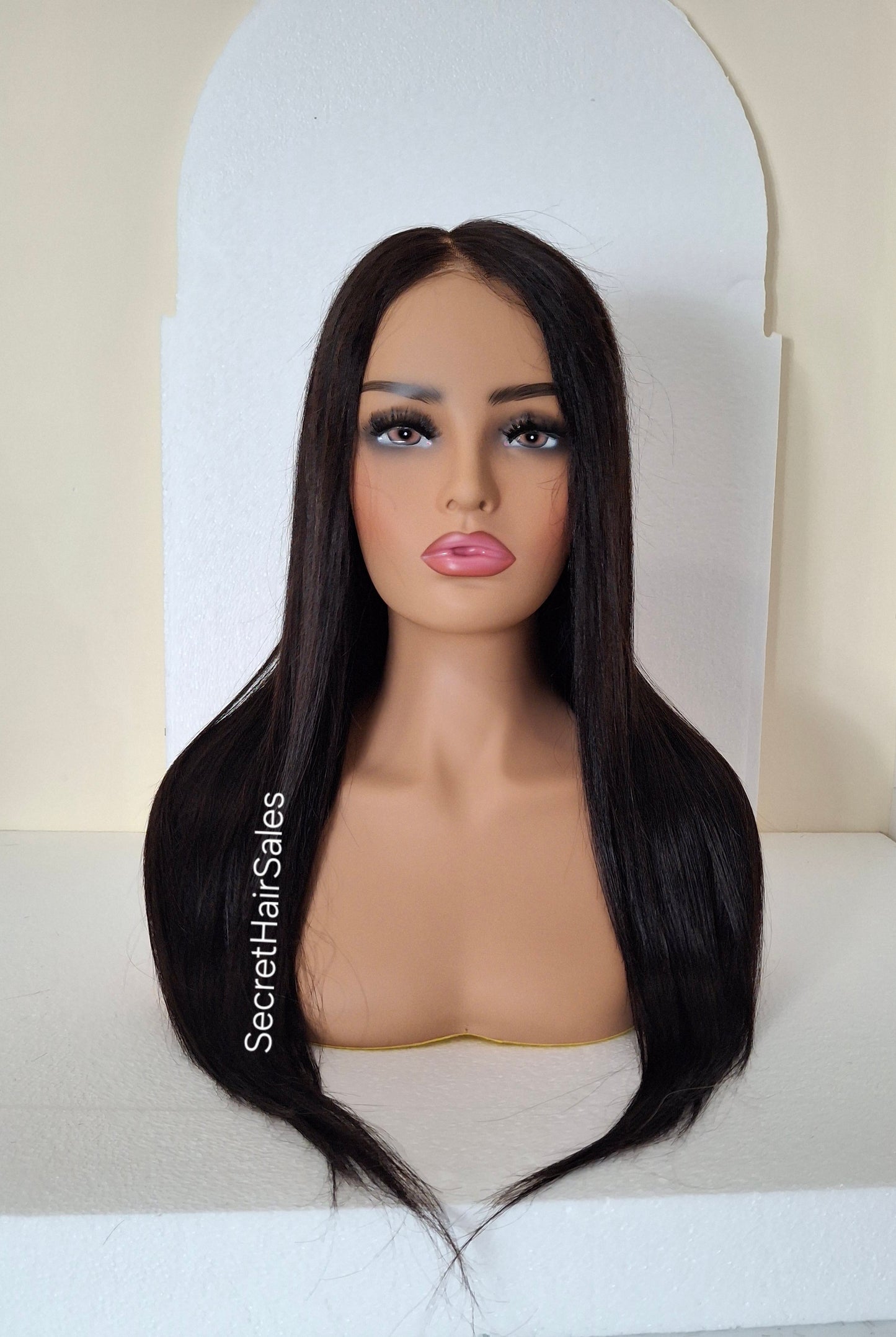 Dixie glueless wig, lace closure 100% human hair, Medium size, soft black